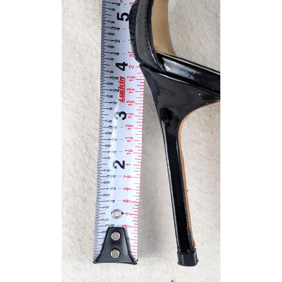 Manolo Blahnik Chaos Black Patent Leather Ankle Strap Heels Sandals 39.5 Italy - Picture 14 of 14